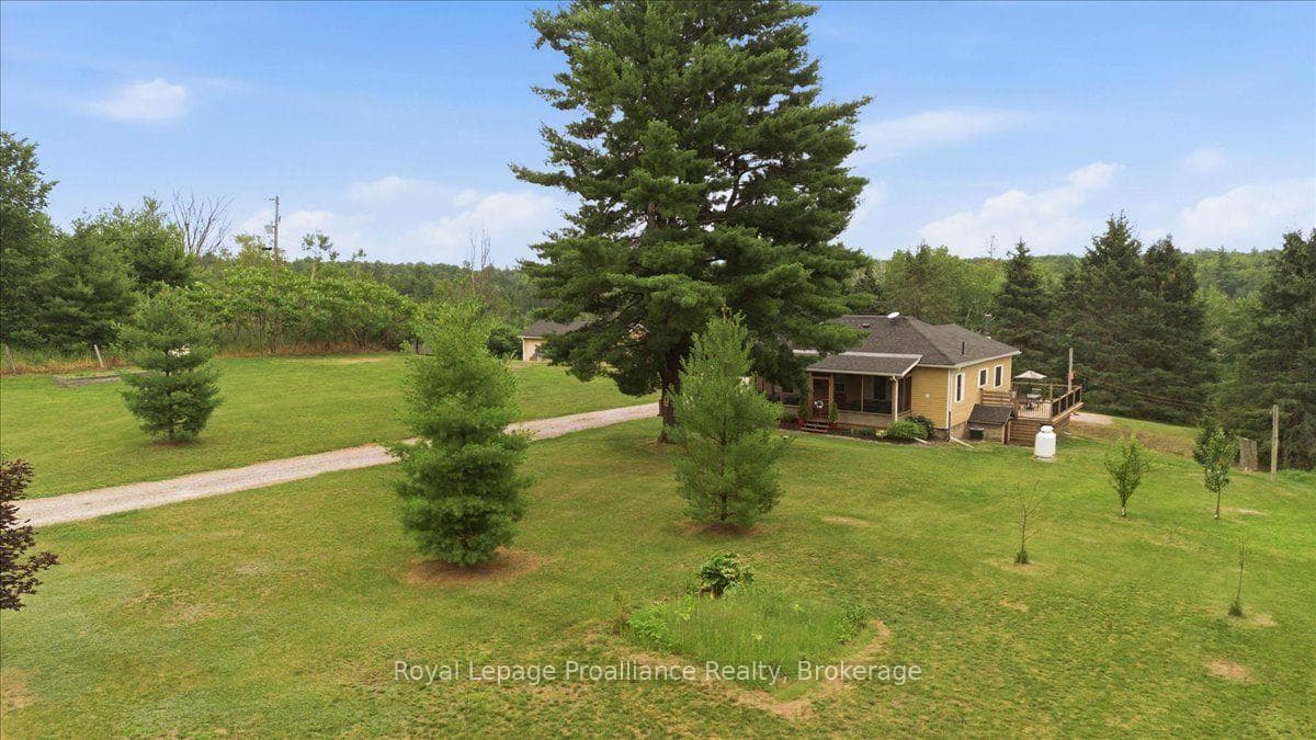 2017 Clark Road photo 41