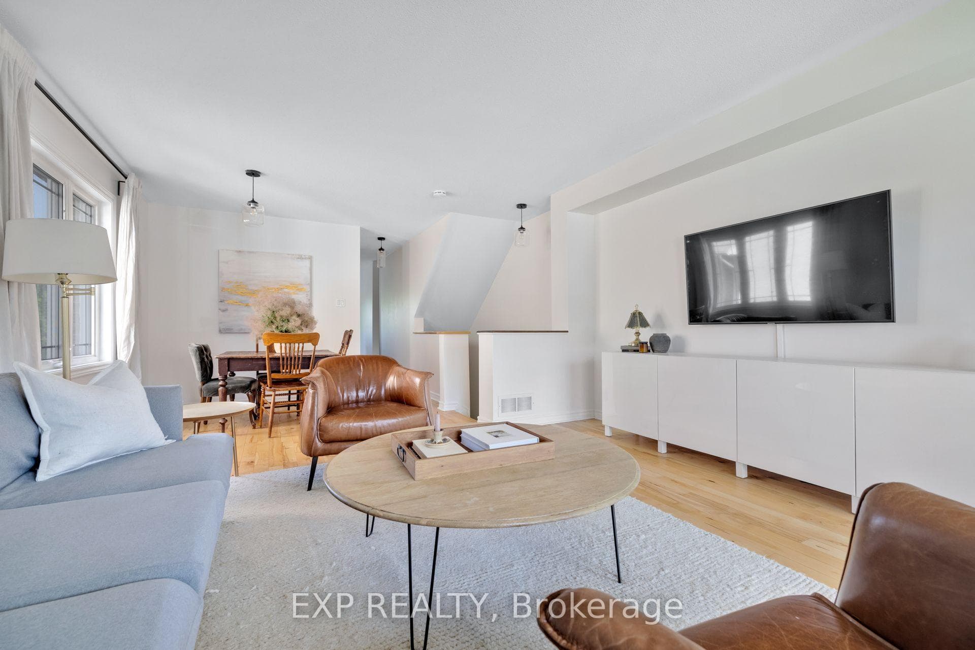132 PASEO Private photo 21
