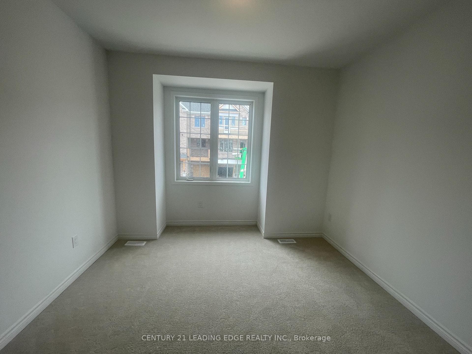 1838 Thames Circle photo 23