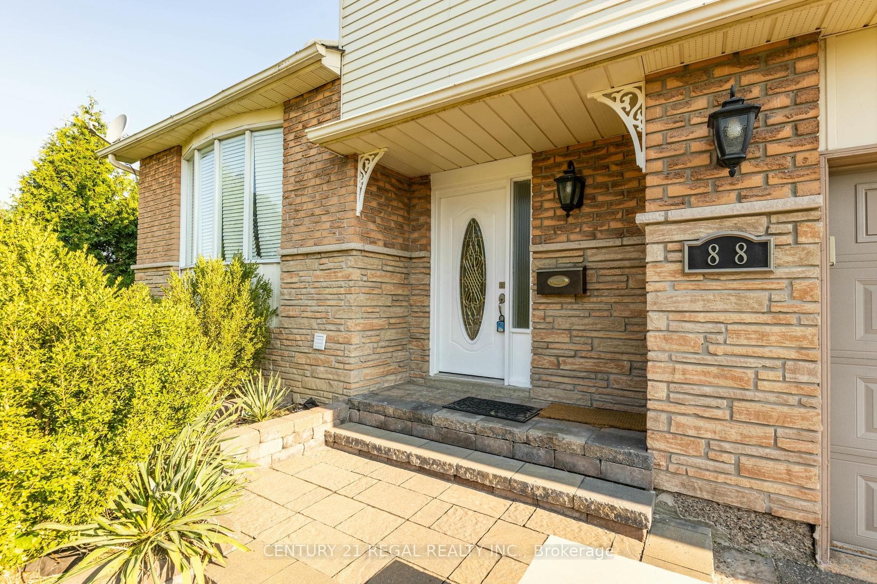 88 Overbank Drive photo 34