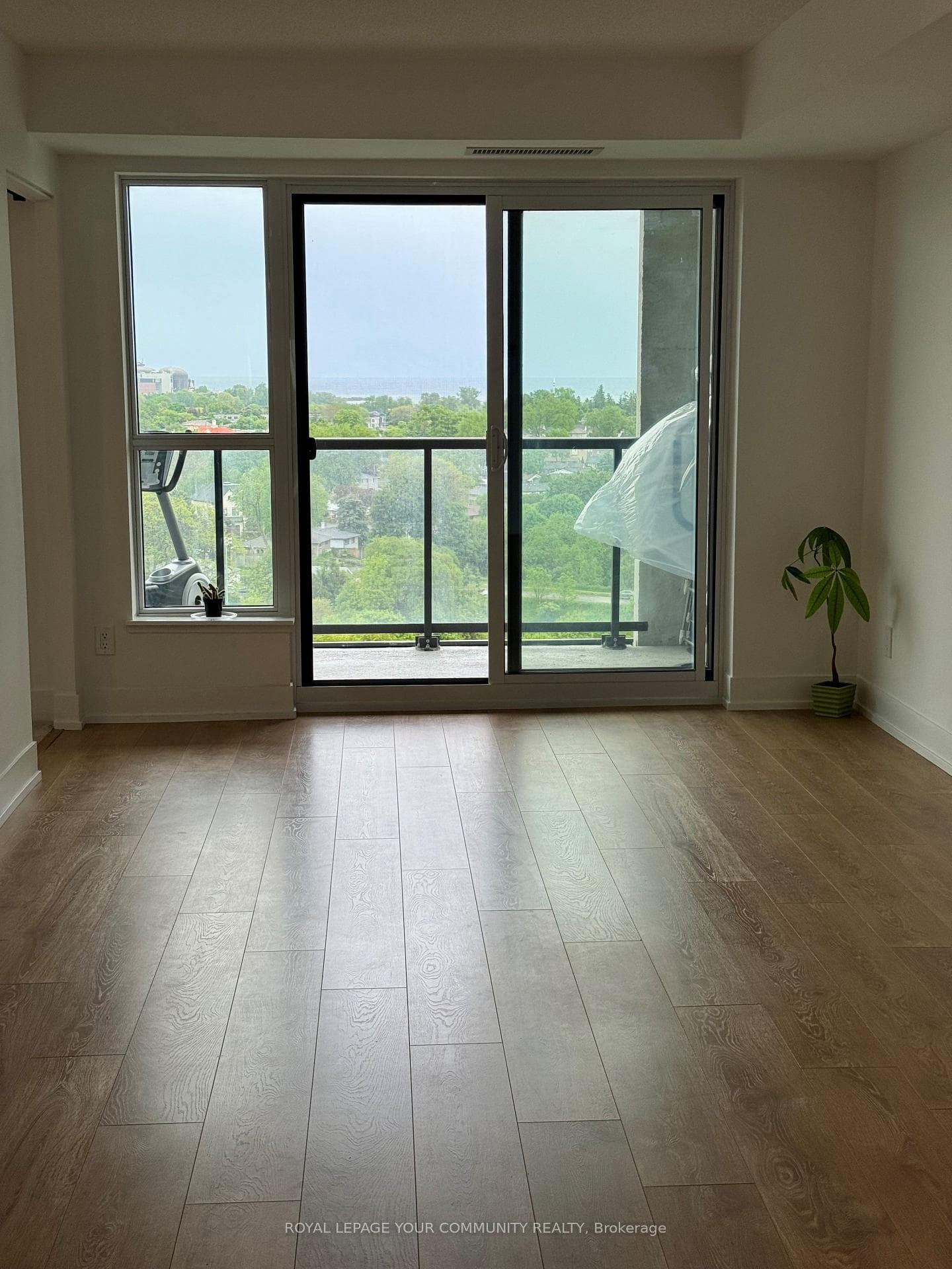 1255 Bayly Street Unit 1106 photo 8
