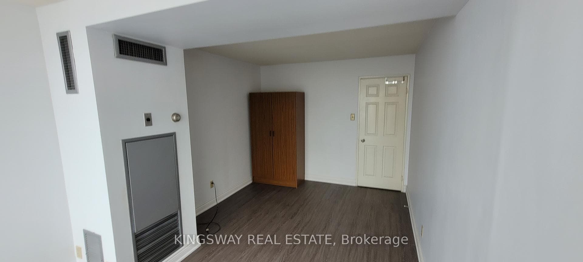 1155 Bough Beeches Boulevard Unit 306 photo 11