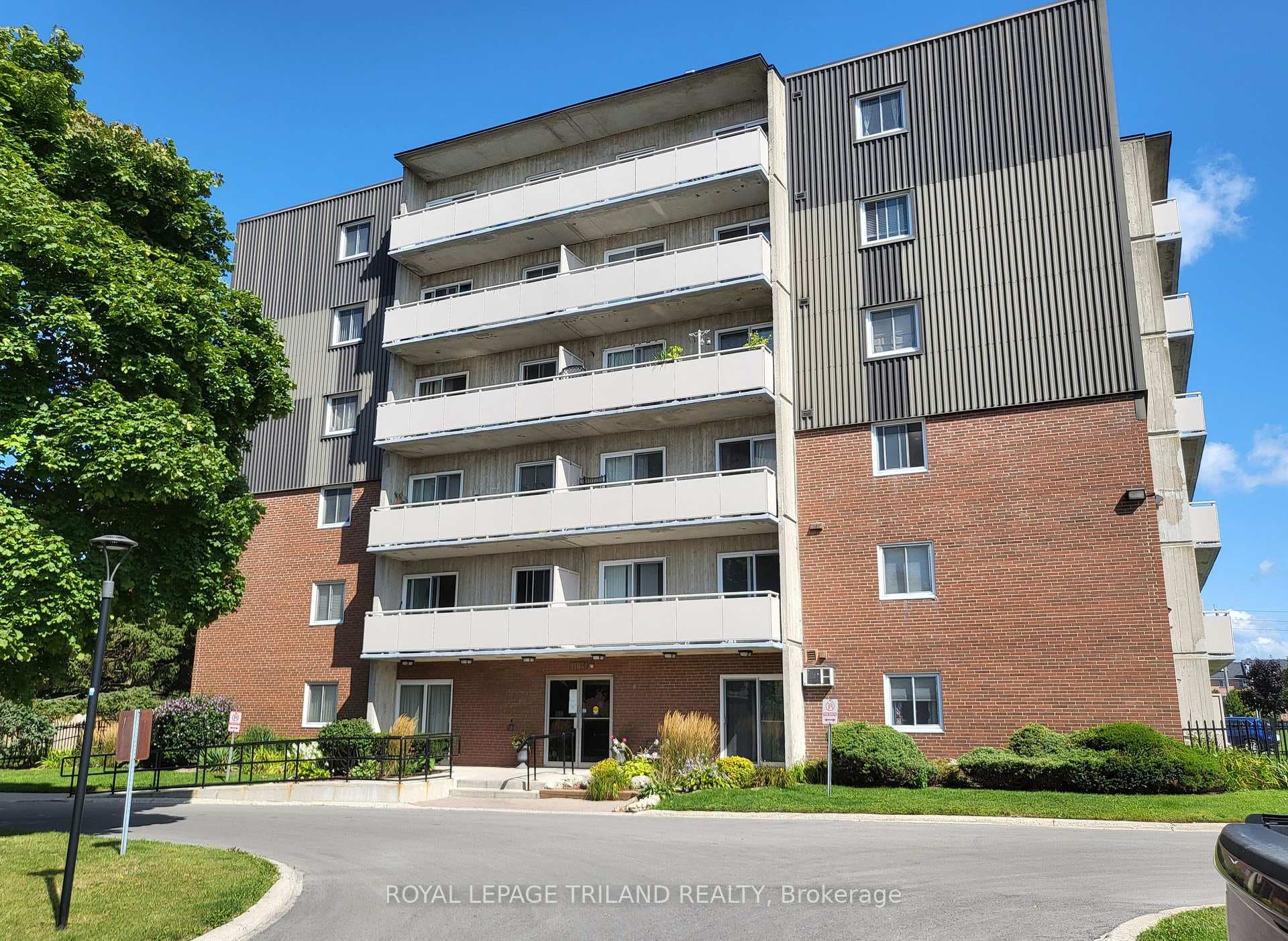 1104 Jalna Boulevard Unit 307 photo 1