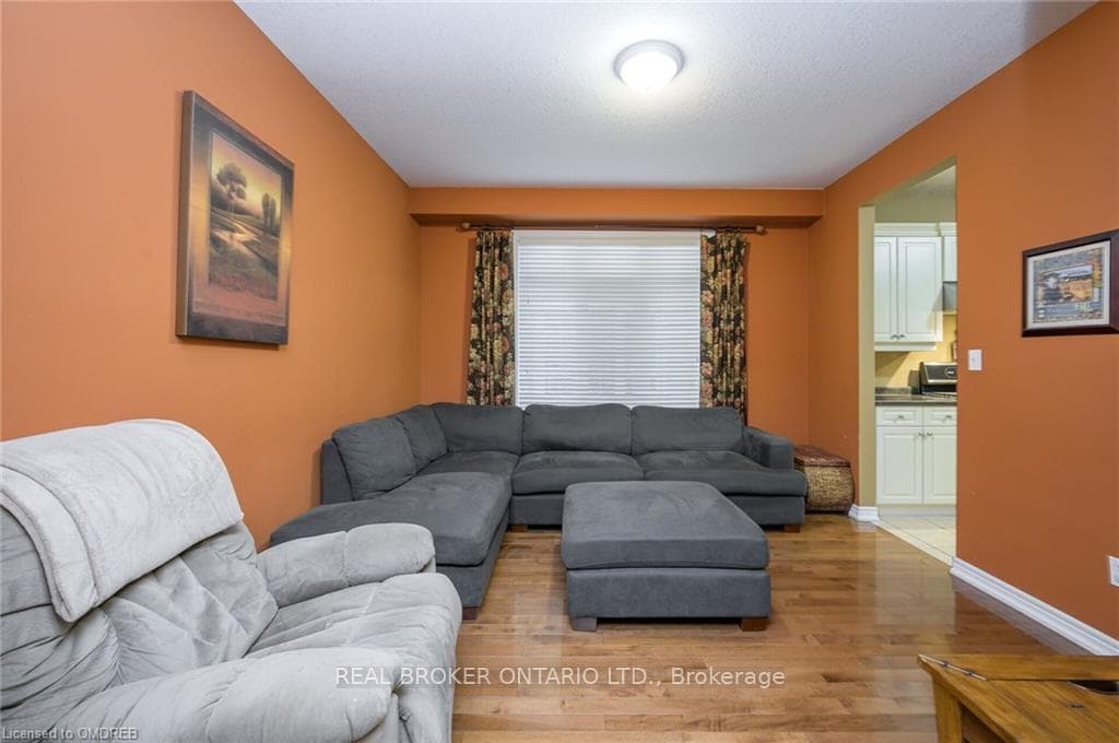 24 Sunnycroft Court photo 15