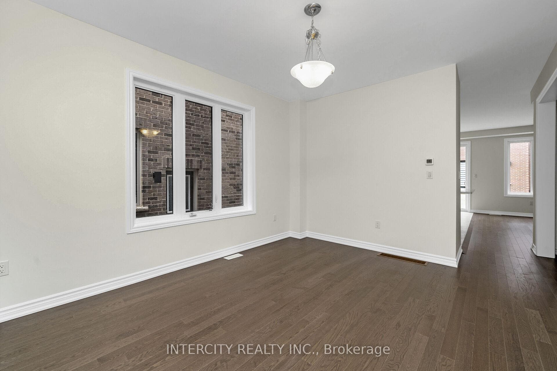 19 Coulterville Drive photo 5