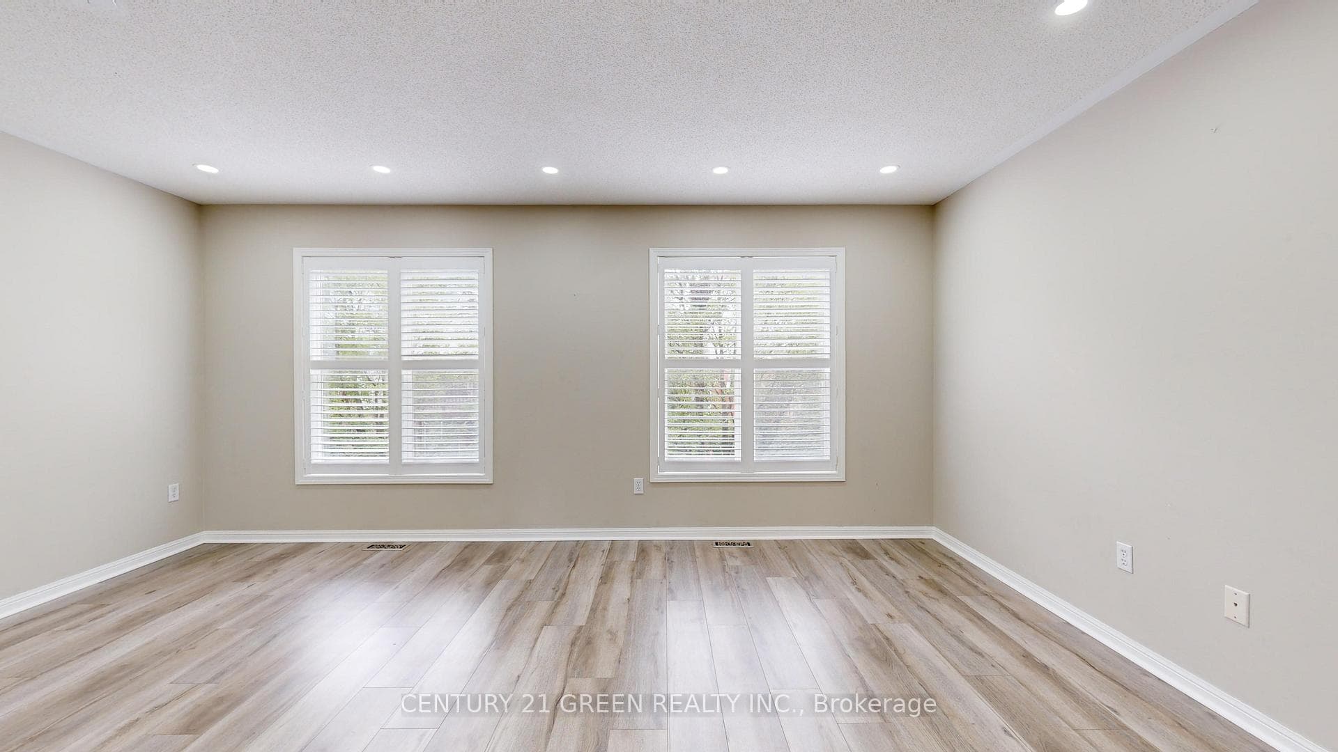 5980 Whitehorn Avenue Unit 84 photo 16