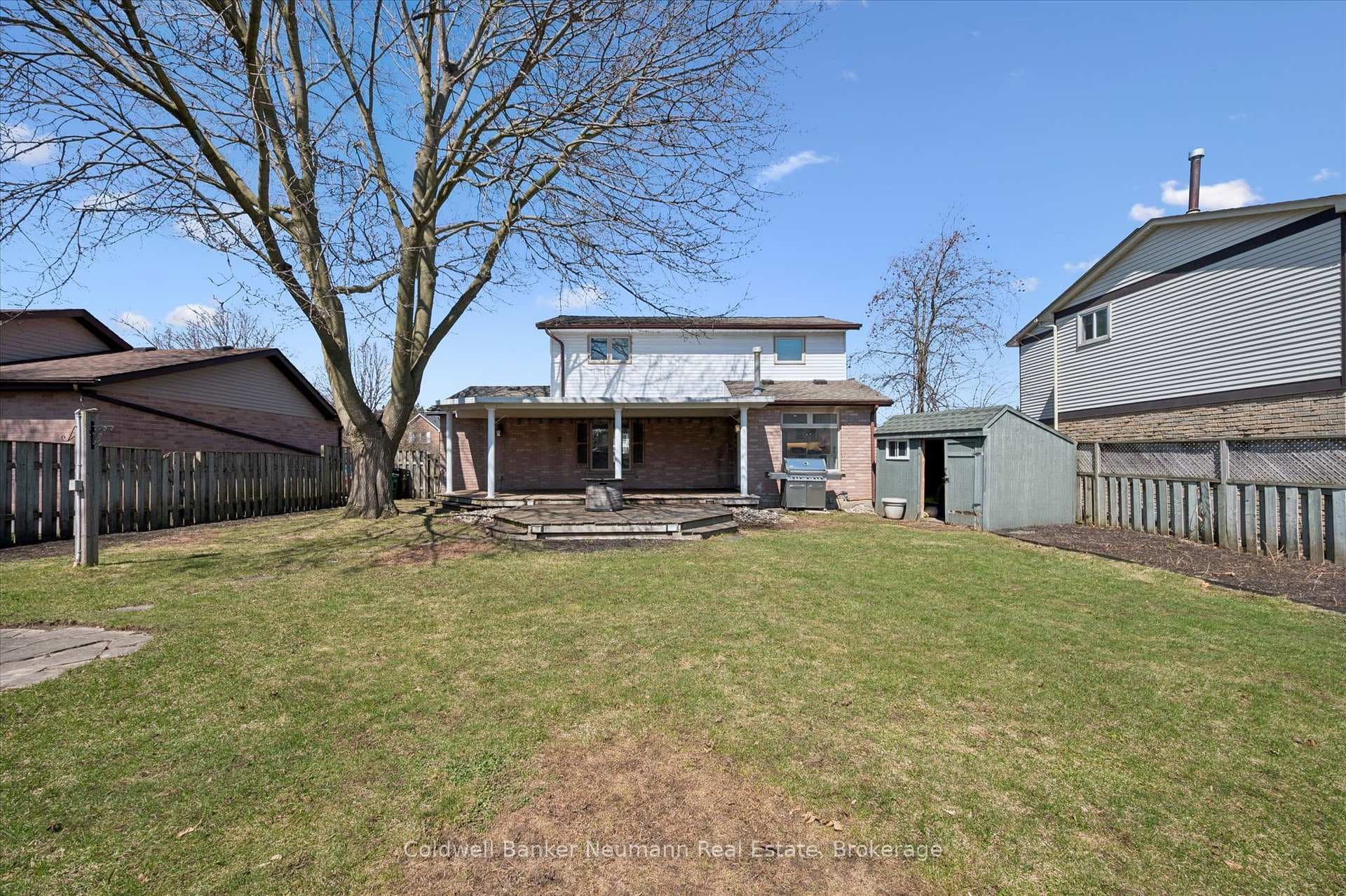 73 Pathfinder Crescent photo 40