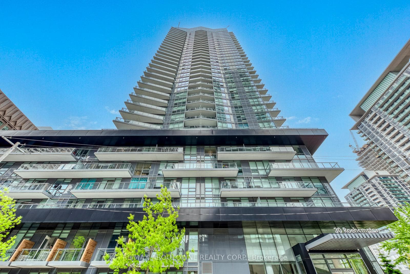 30 Roehampton Avenue Unit 2810 photo 1