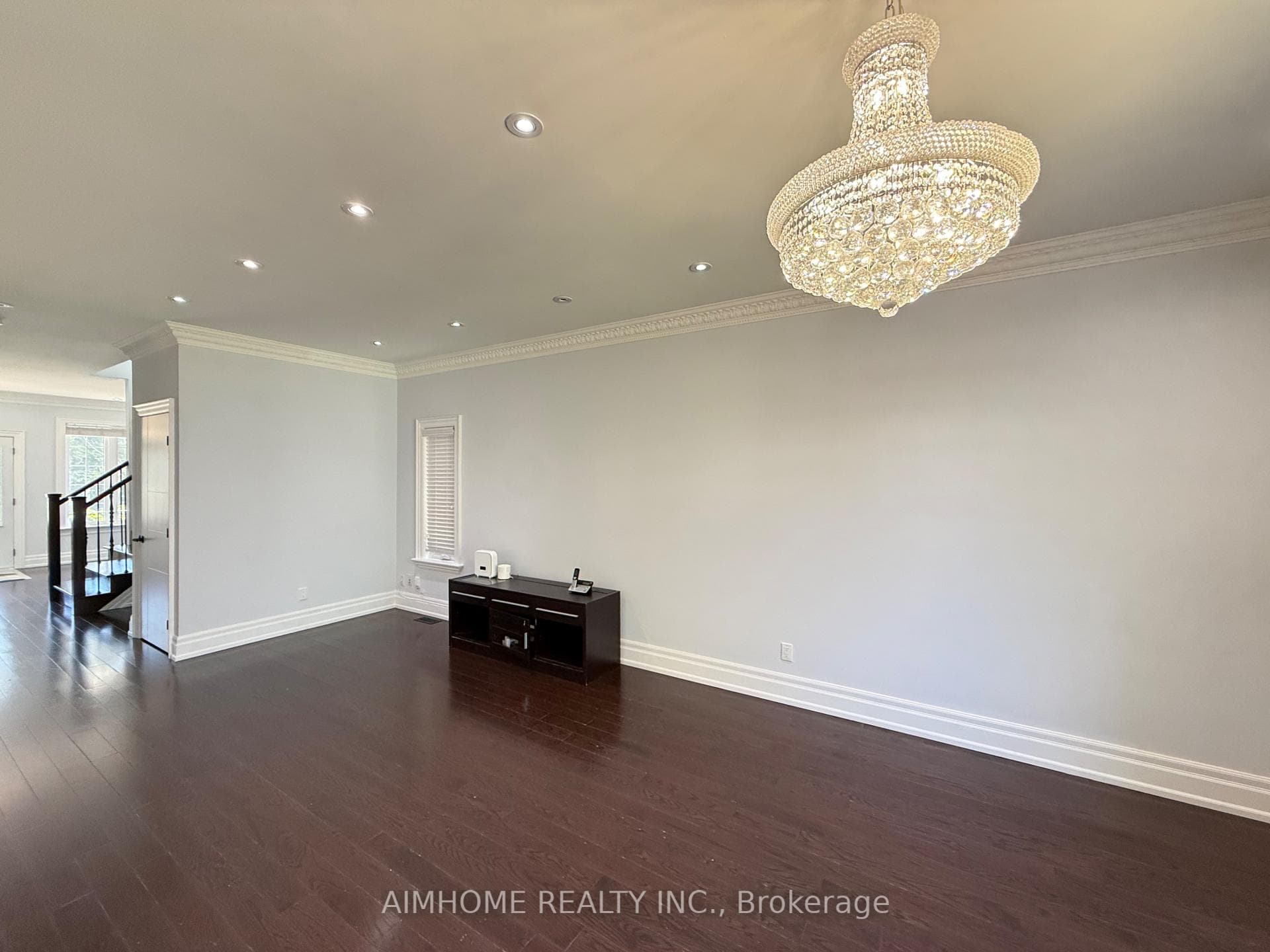 150 Aylesworth Avenue photo 9
