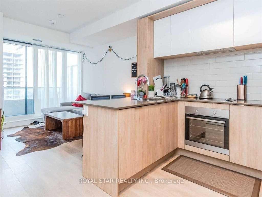 225 Sumach Street Unit 2612 photo 15