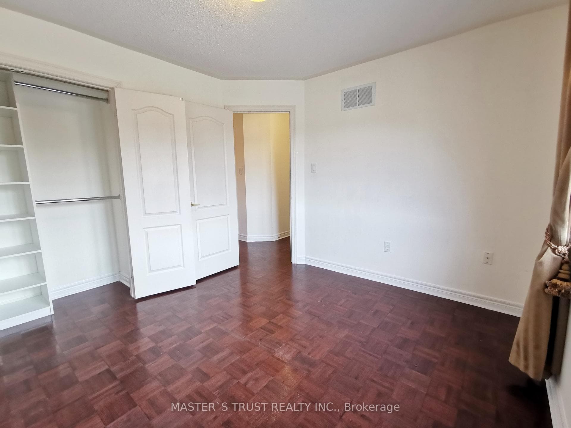 47 Mosswood Road photo 27