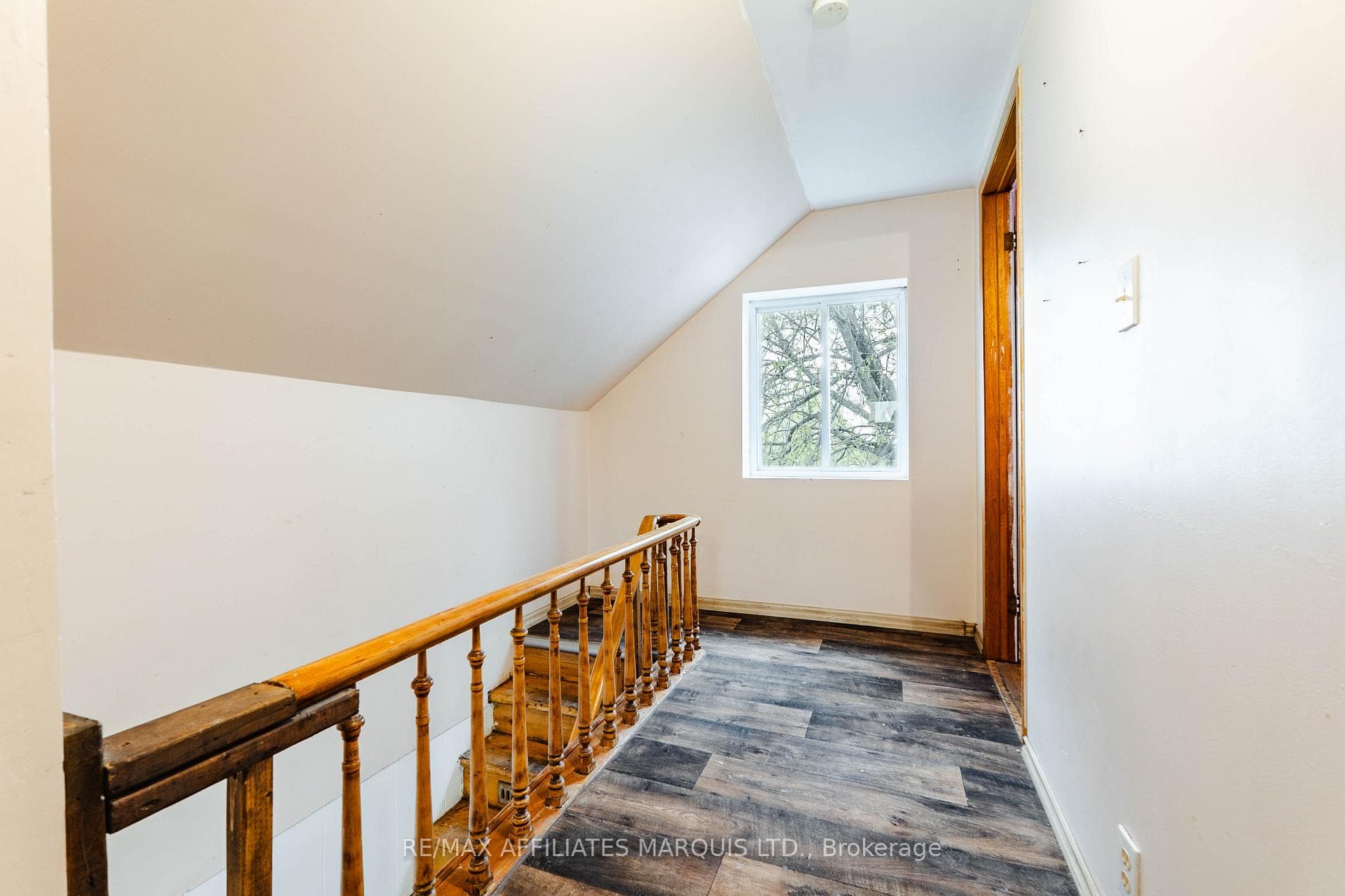 21910 Seguin Mill Street photo 26