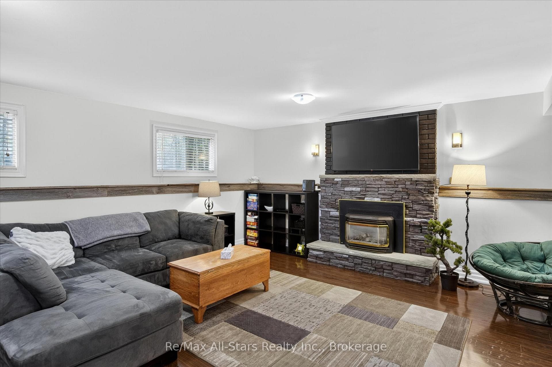 1558 Highway 7A N/A photo 19