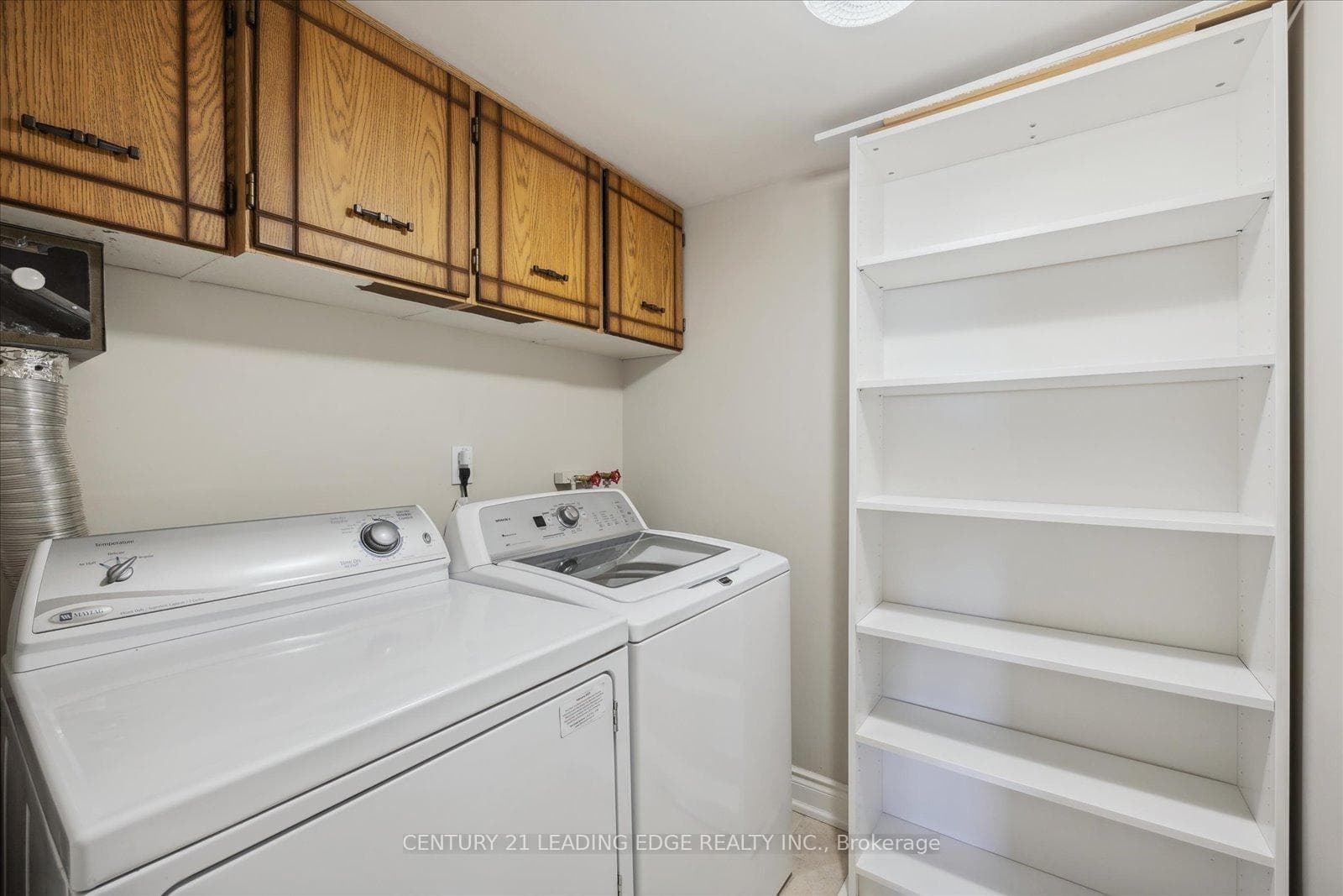 7811 Yonge Street Unit 901 photo 32