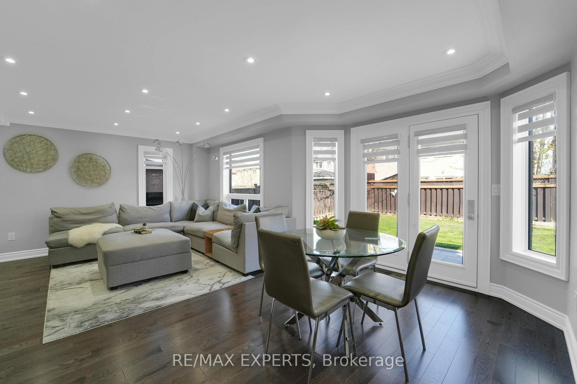 124 Riverwood Terrace photo 11