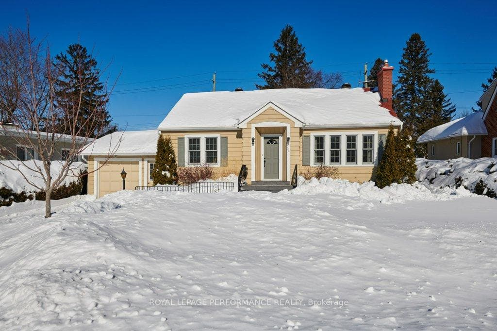 225 Crestview Road photo 1