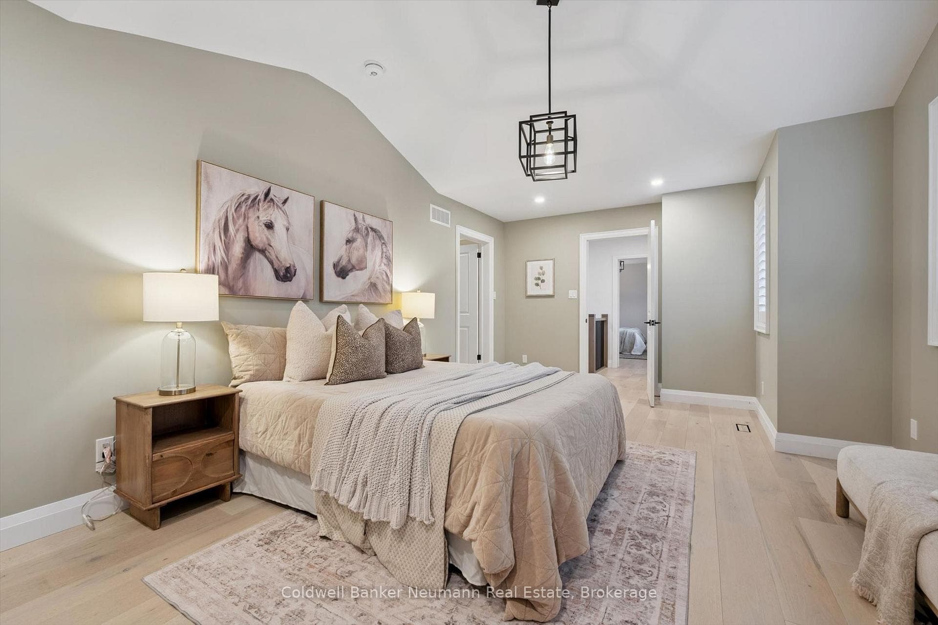 65 Dean Avenue photo 33