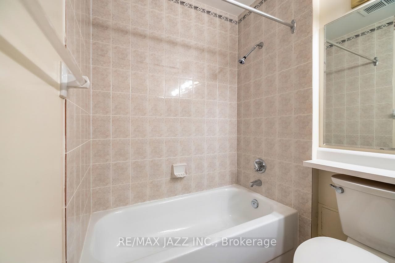 Main 4 Piece Bathroom