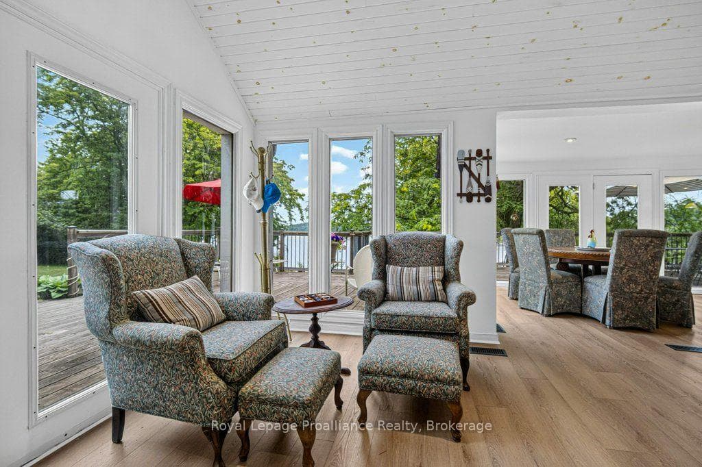 8477 Shearer Point Road photo 6