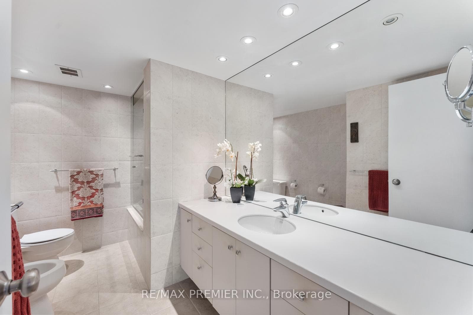 2045 Lake Shore Boulevard Unit 2103 photo 22