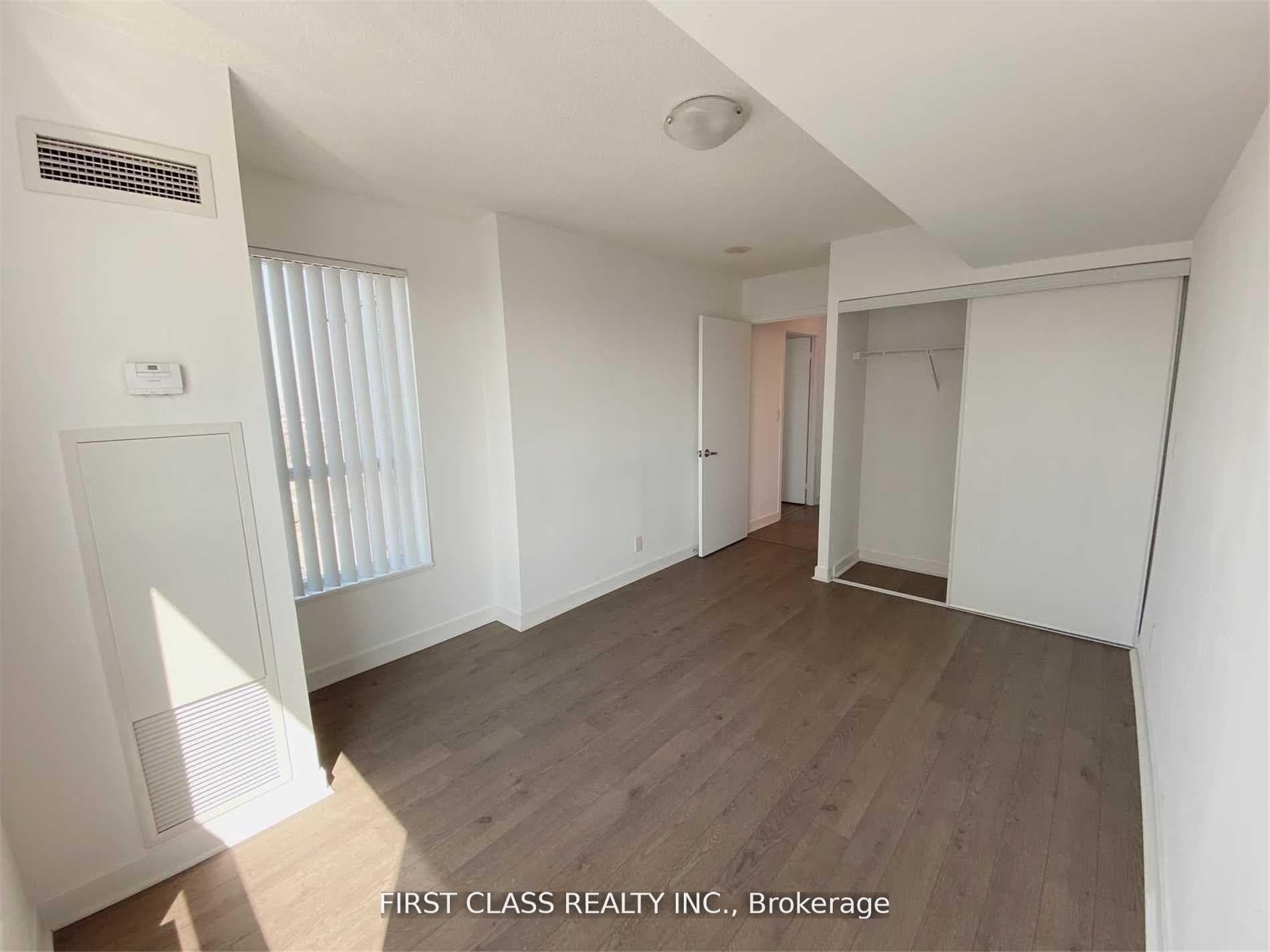 38 Lee Centre Drive Unit 3312 photo 8