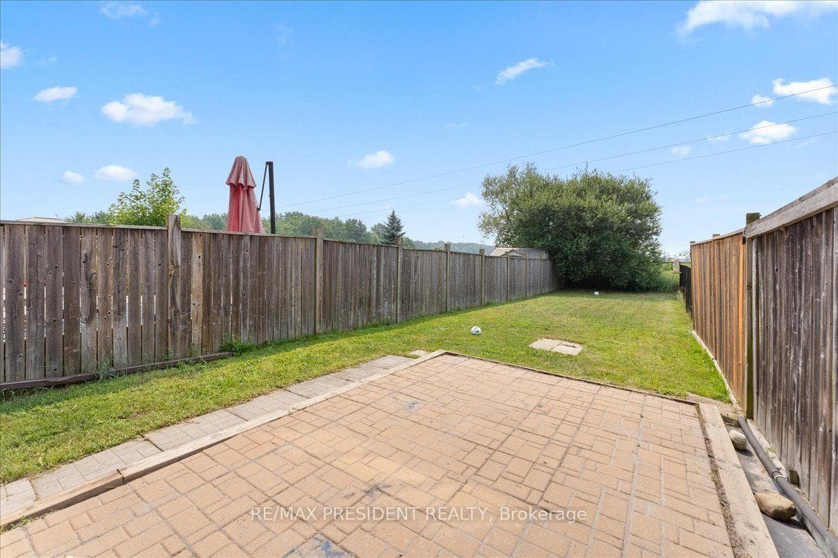 285 Southbrook Drive photo 35