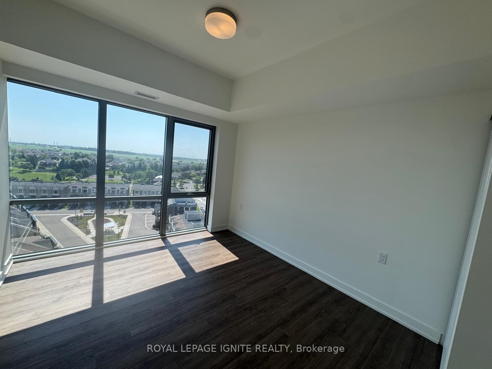 51 Clarington Boulevard Unit 1119 photo 6
