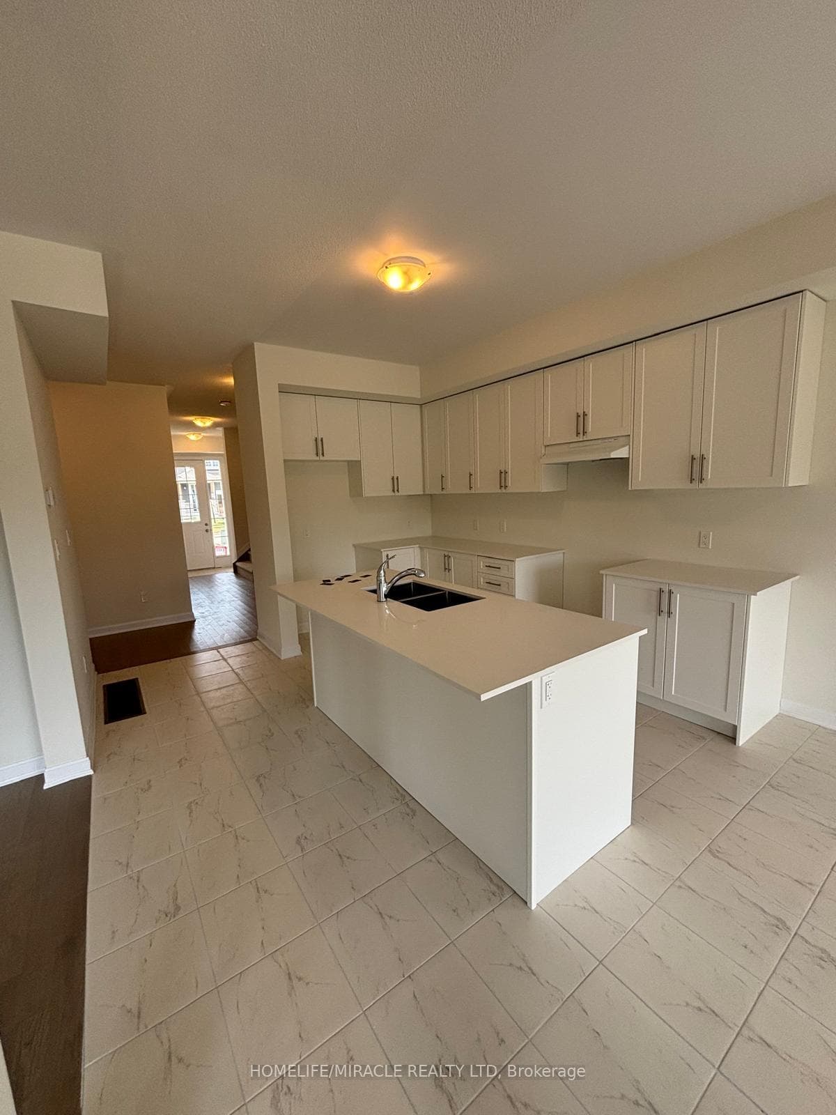 76 Oakmont Drive photo 16