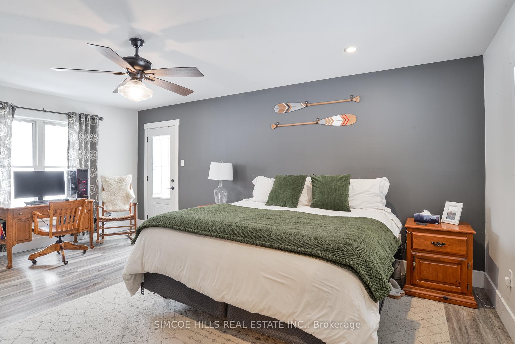 3295 Turnbull Drive photo 19
