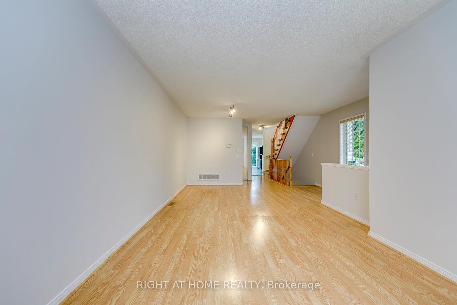 38 Fairview Road Unit 38 photo 12