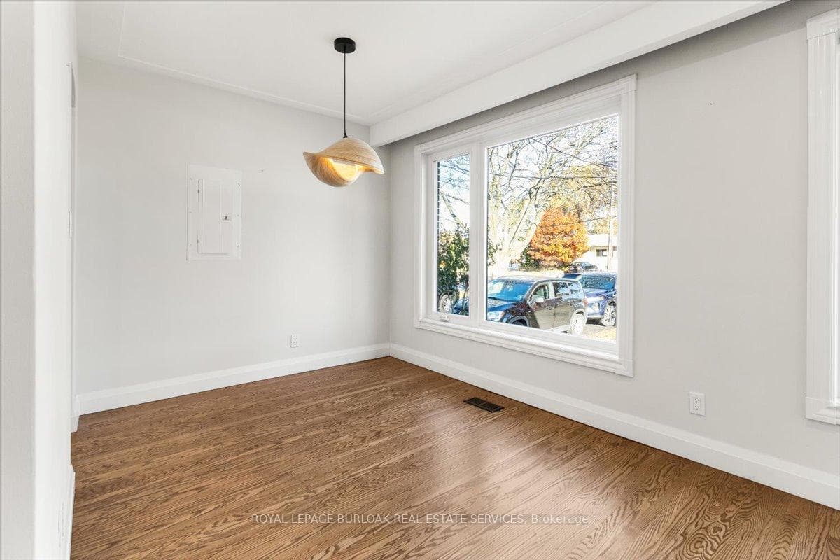 185 Mohawk Road Unit Main photo 9