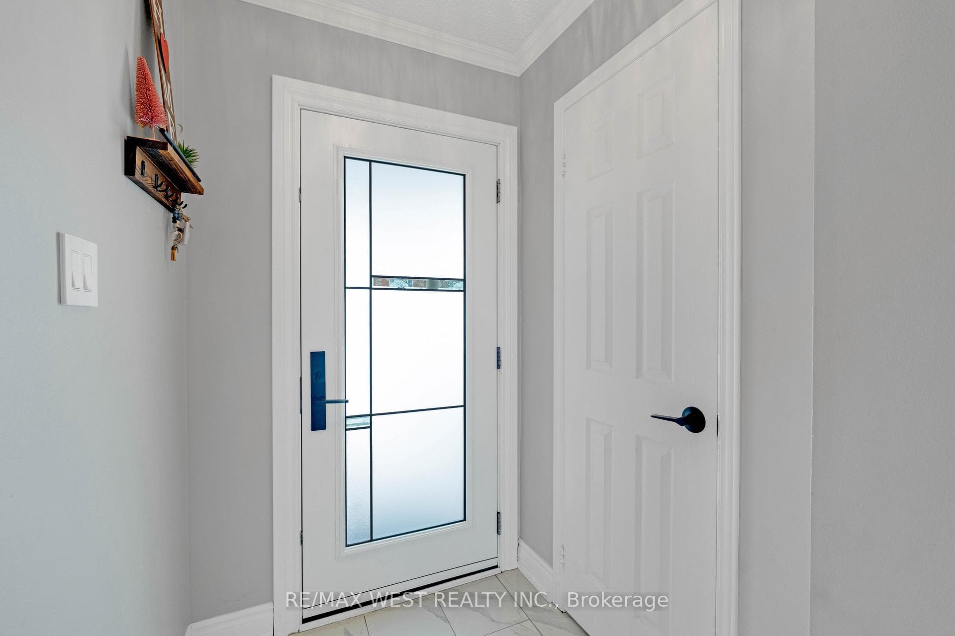 101 Cedargrove Road photo 10