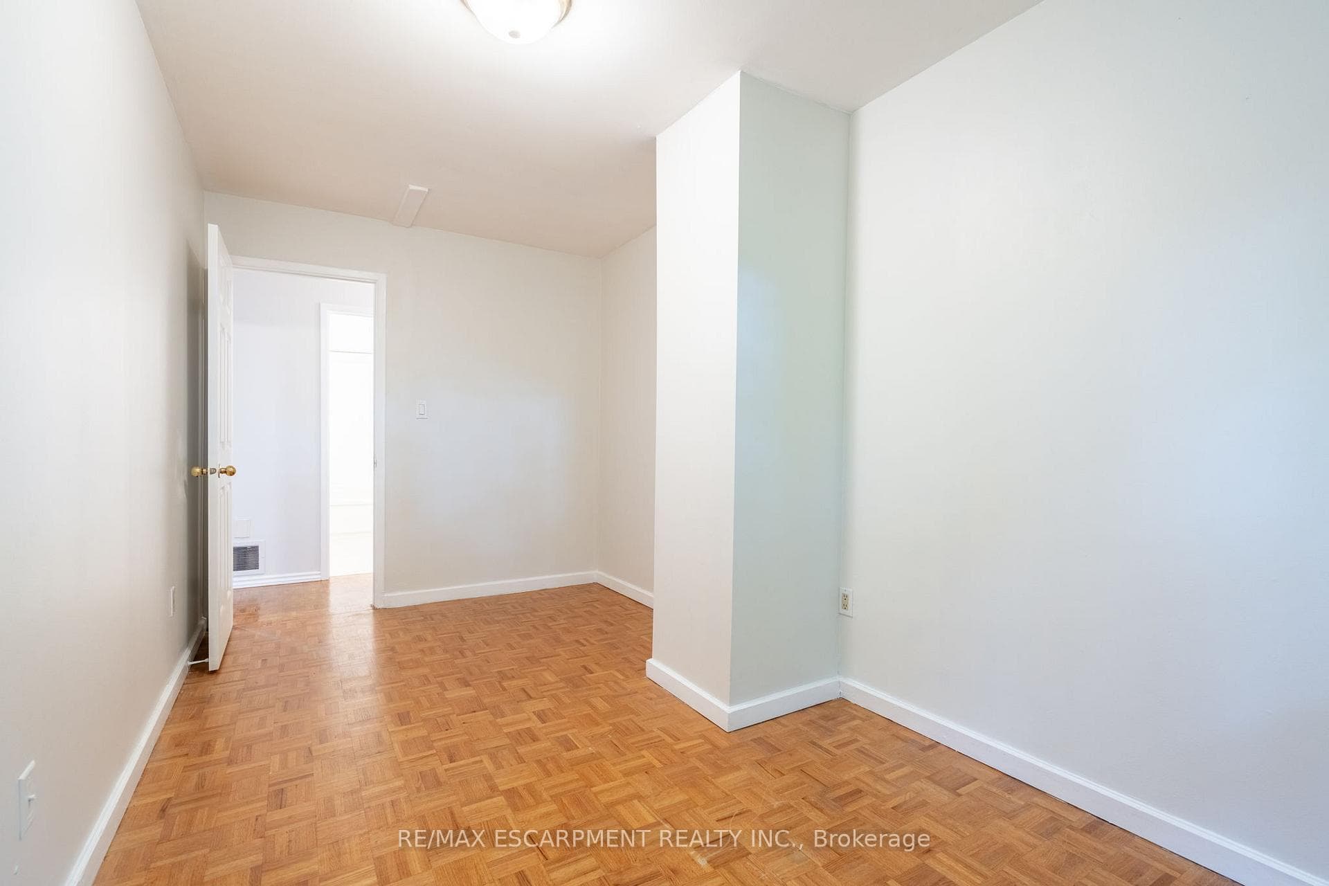 2150 Upper Middle Road Unit 4 photo 18