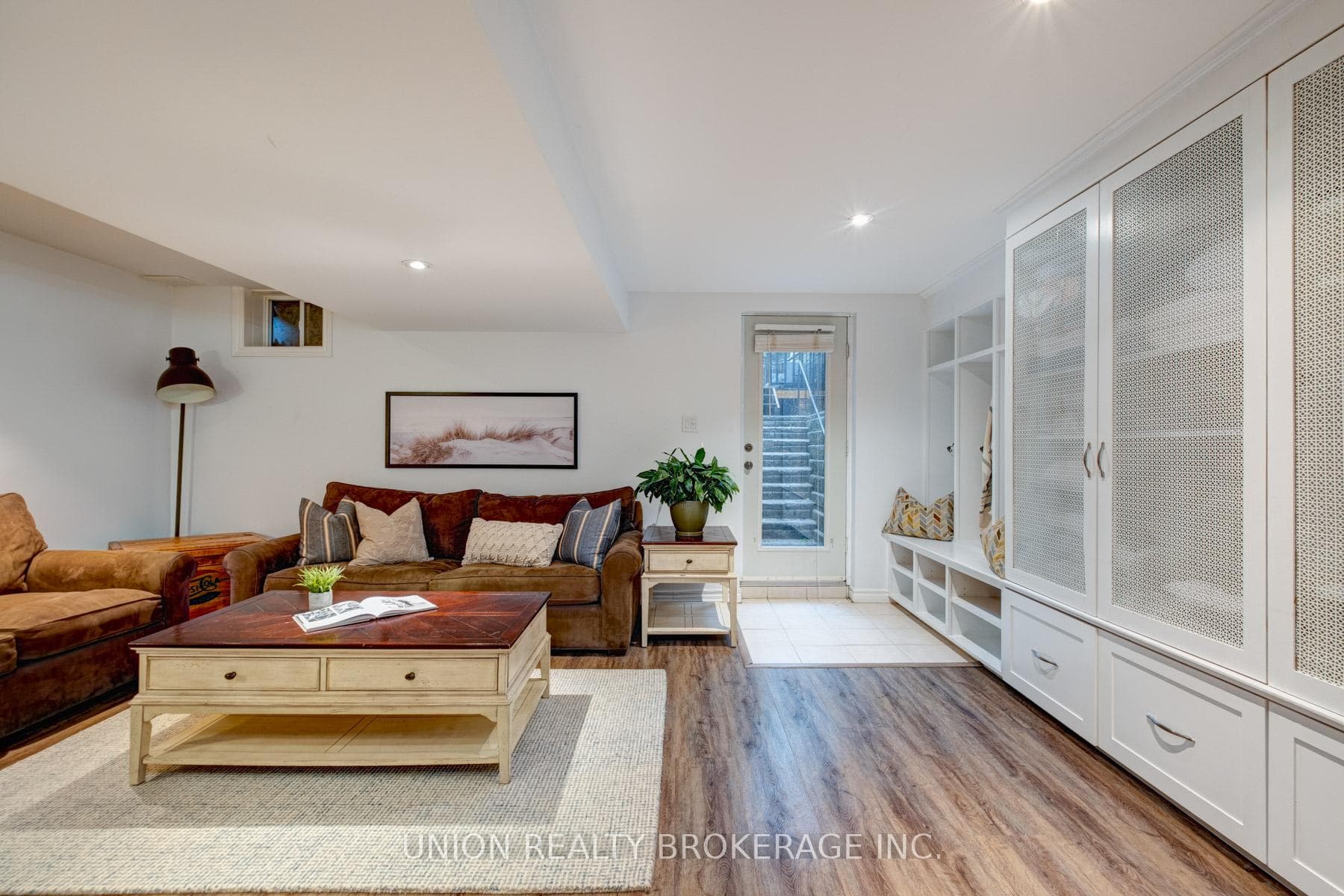 21 Courcelette Road photo 20