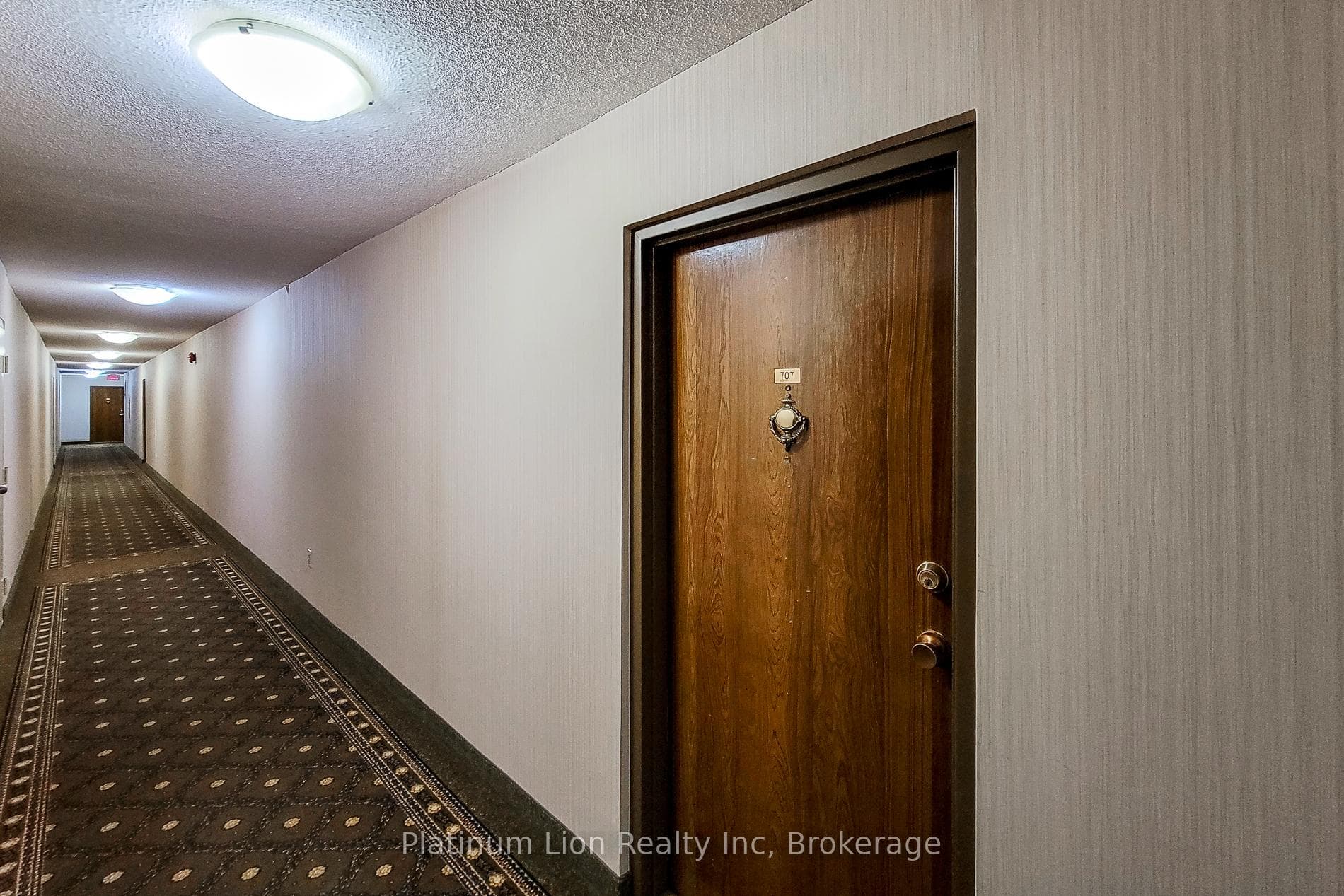700 Dynes Road Unit 707 photo 24