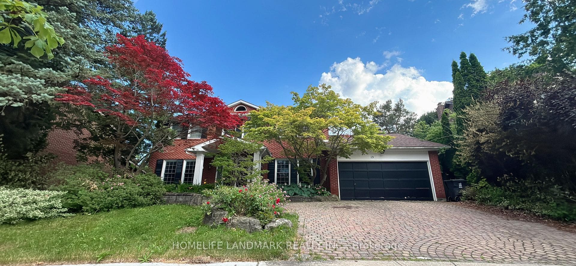 15 Tofino Crescent photo 12