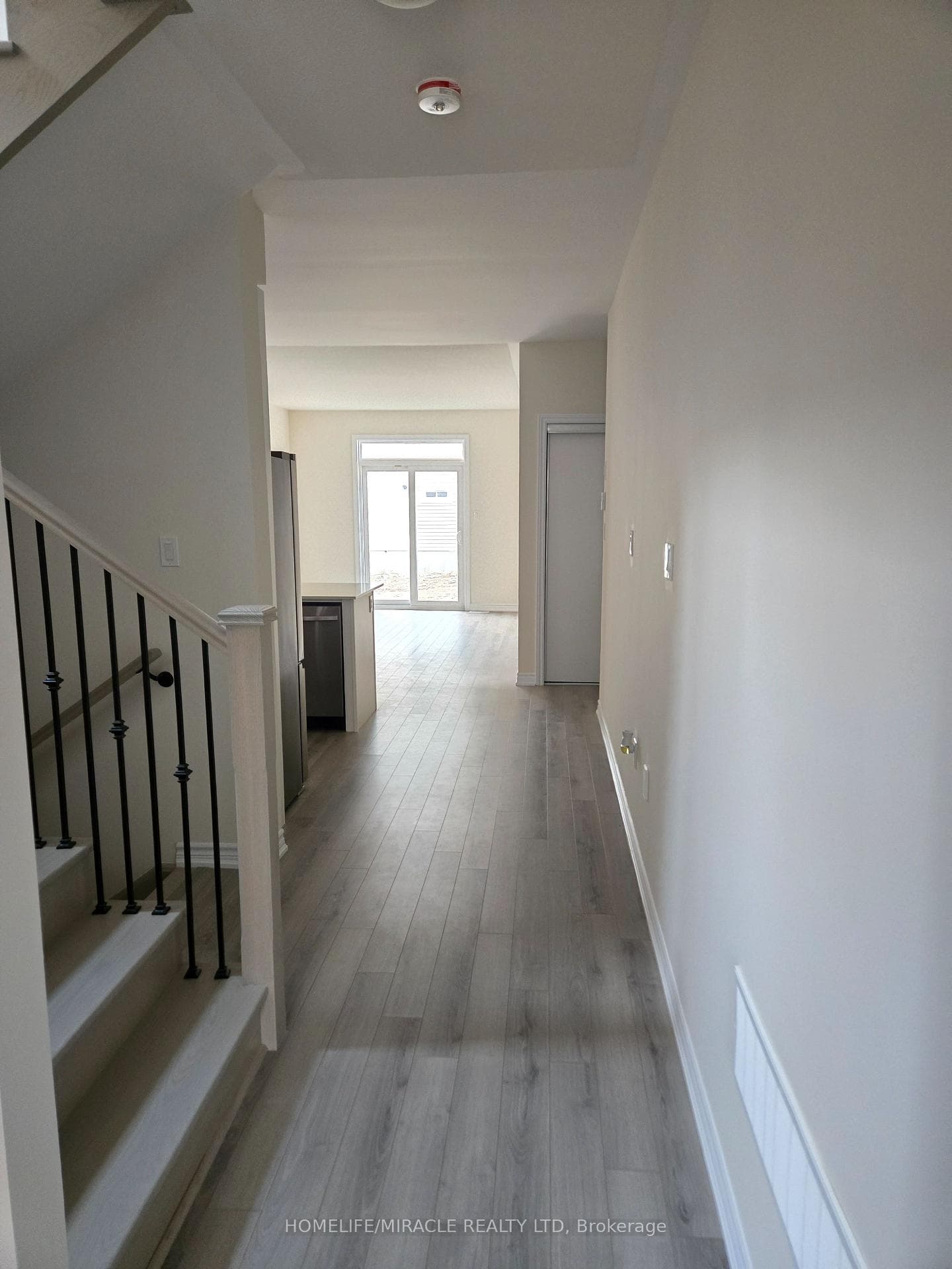 78 Mcgill Avenue photo 3