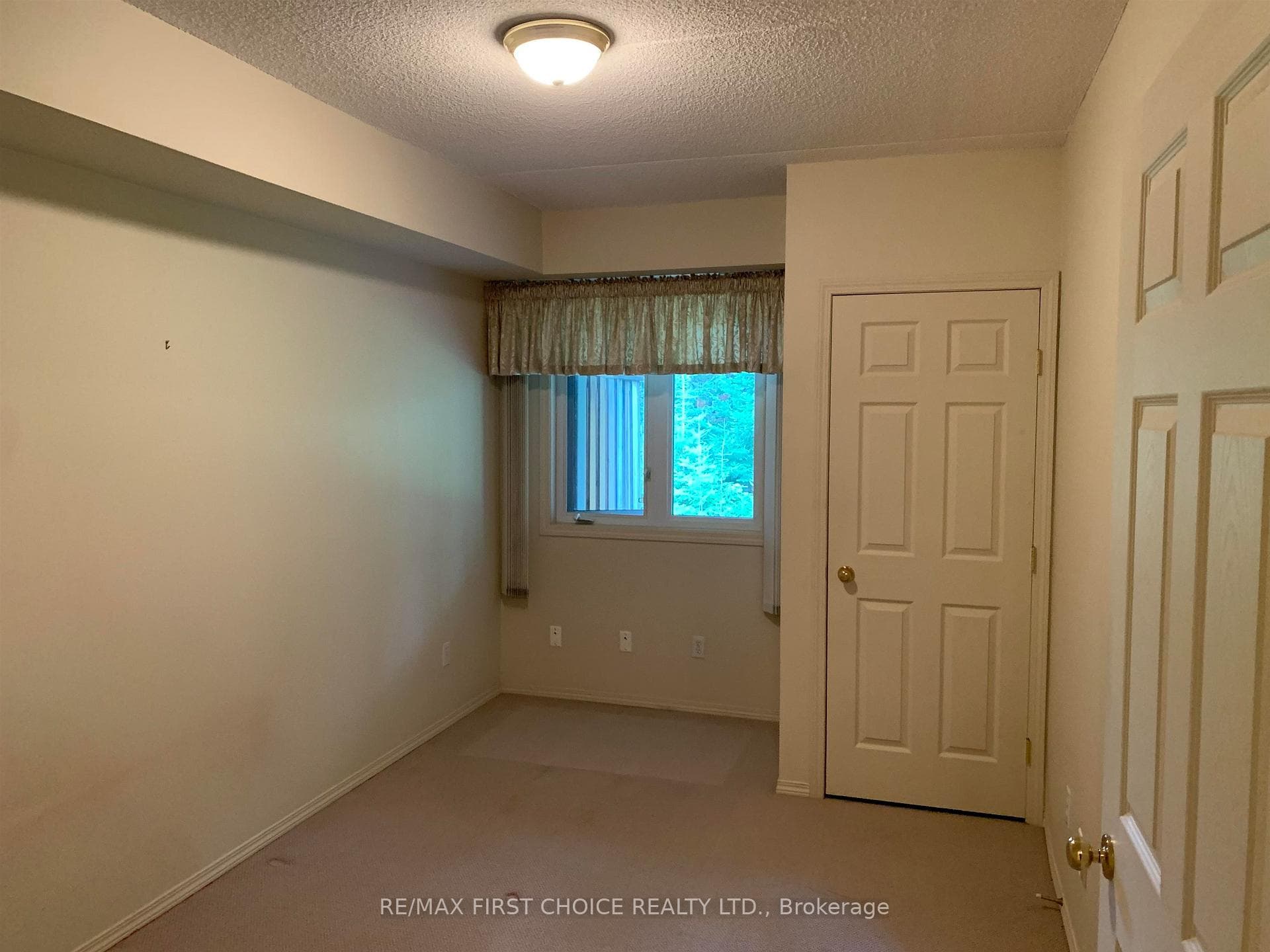 315 Hilldale Road Unit 105 photo 12