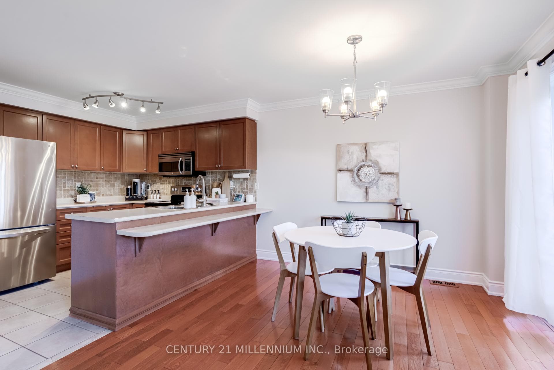 25 Heathwood Drive photo 8