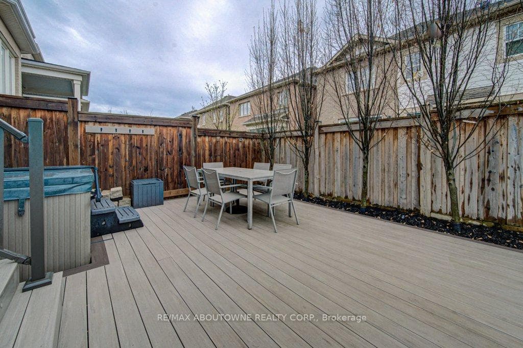 178 Cherryhurst Road photo 34
