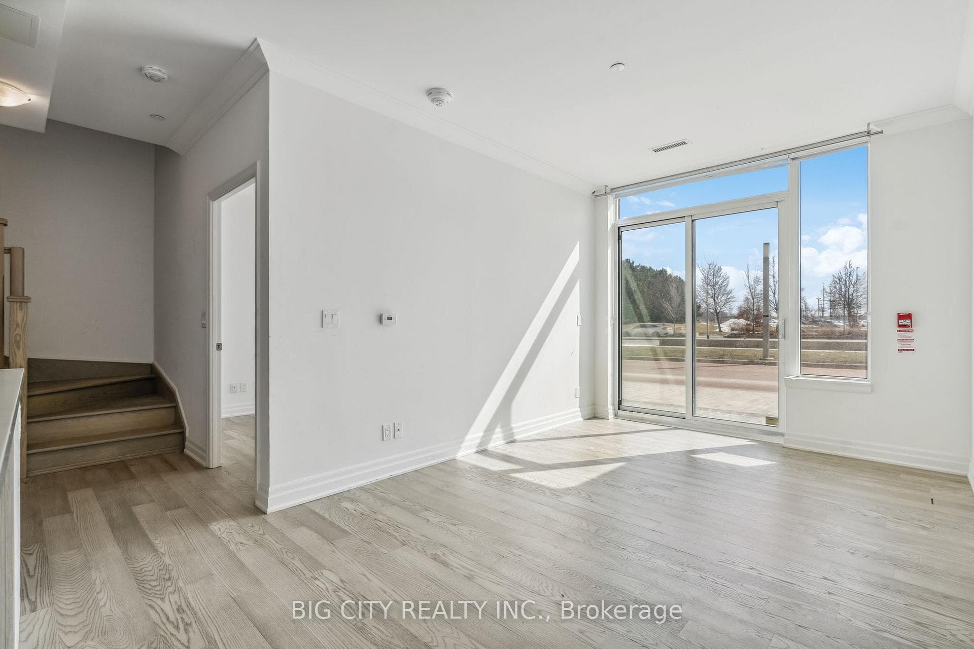 8 Rouge Valley Drive Unit 103B photo 12