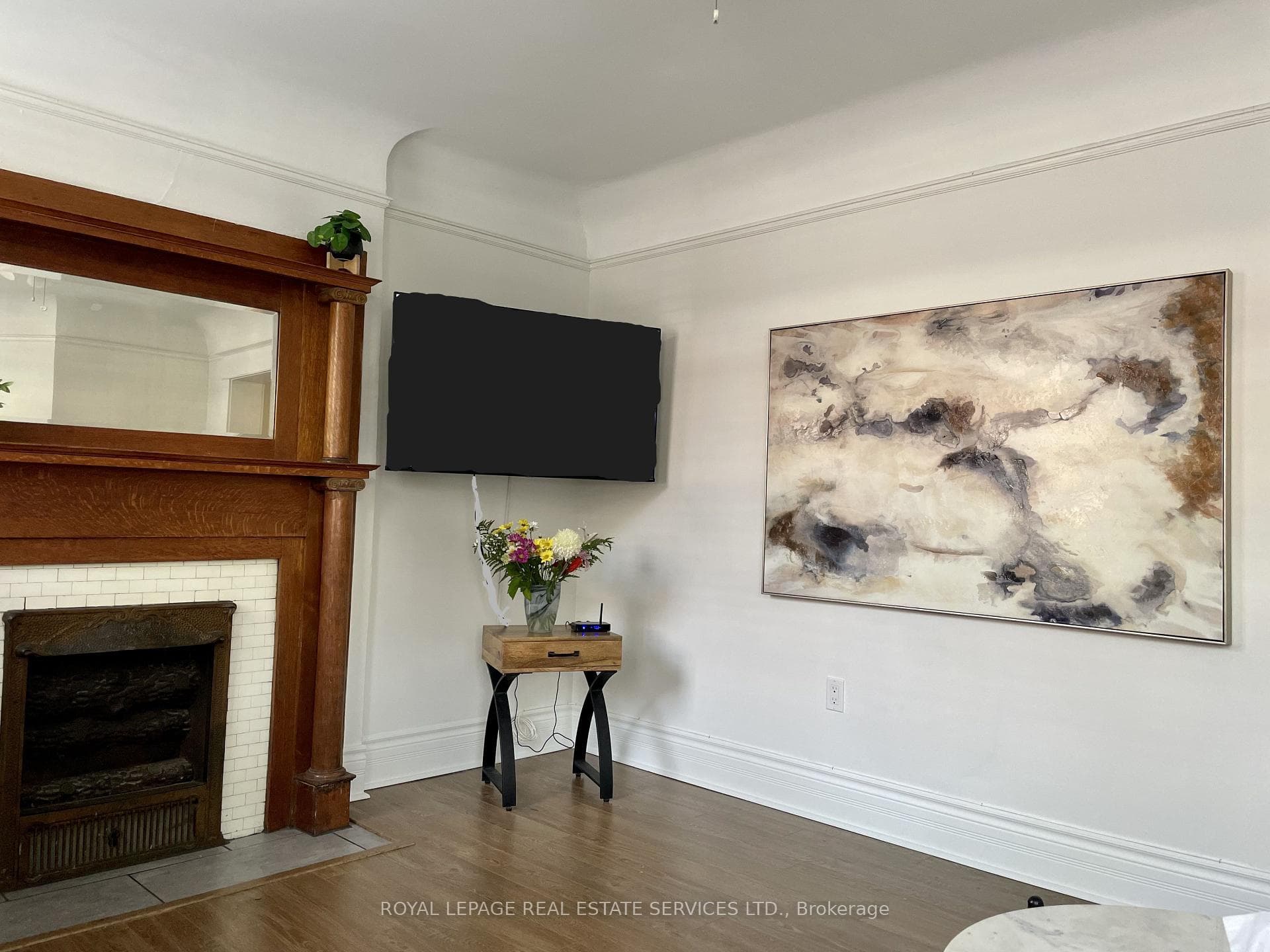 160 Howard Park Avenue Unit Apt 1A photo 6