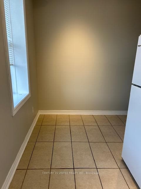 36 B King Street photo 4