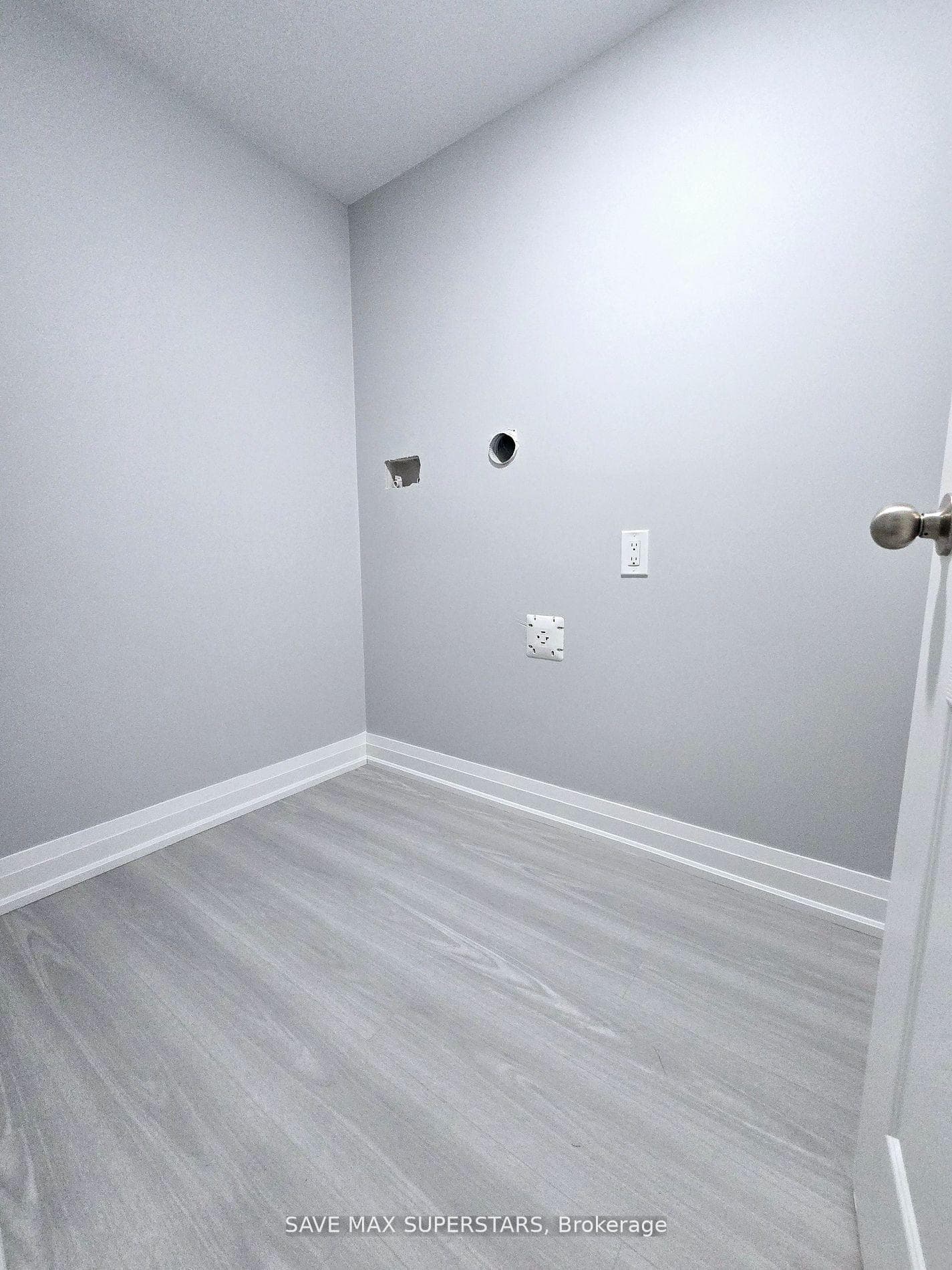 201 Roy Mcdonald Drive Unit Lower photo 12