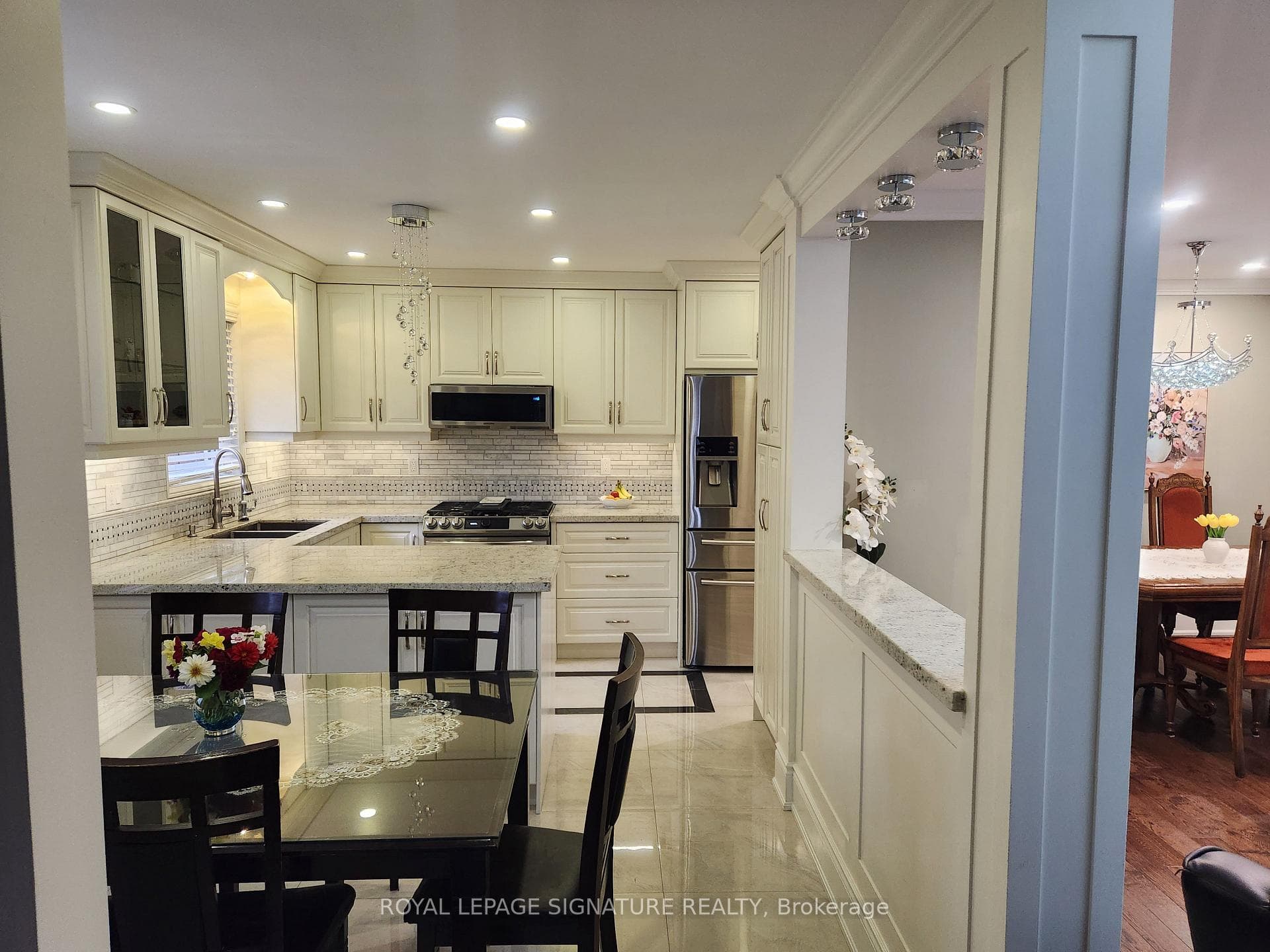 4281 Woodington Drive photo 3
