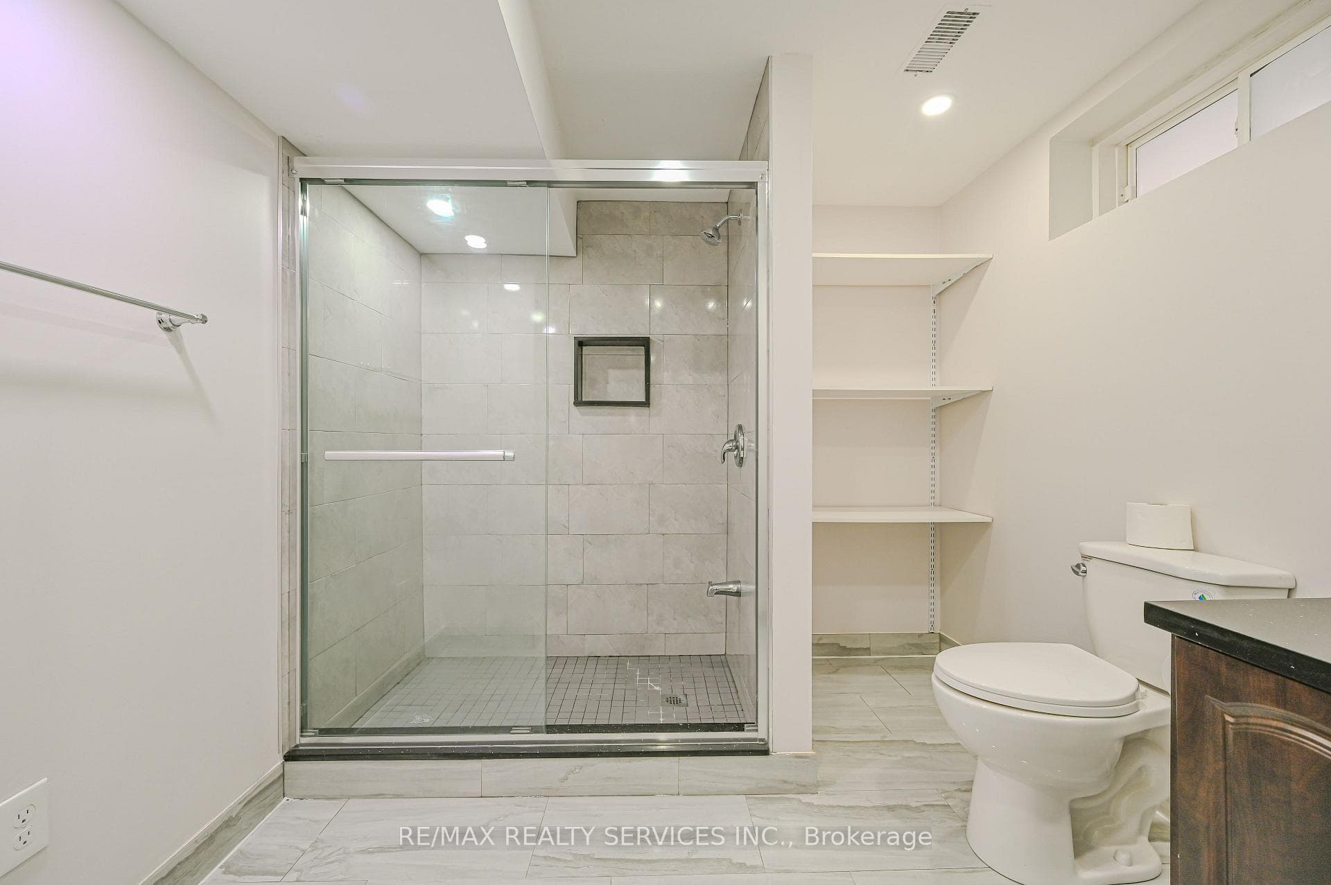 87 Fawnridge Road photo 35