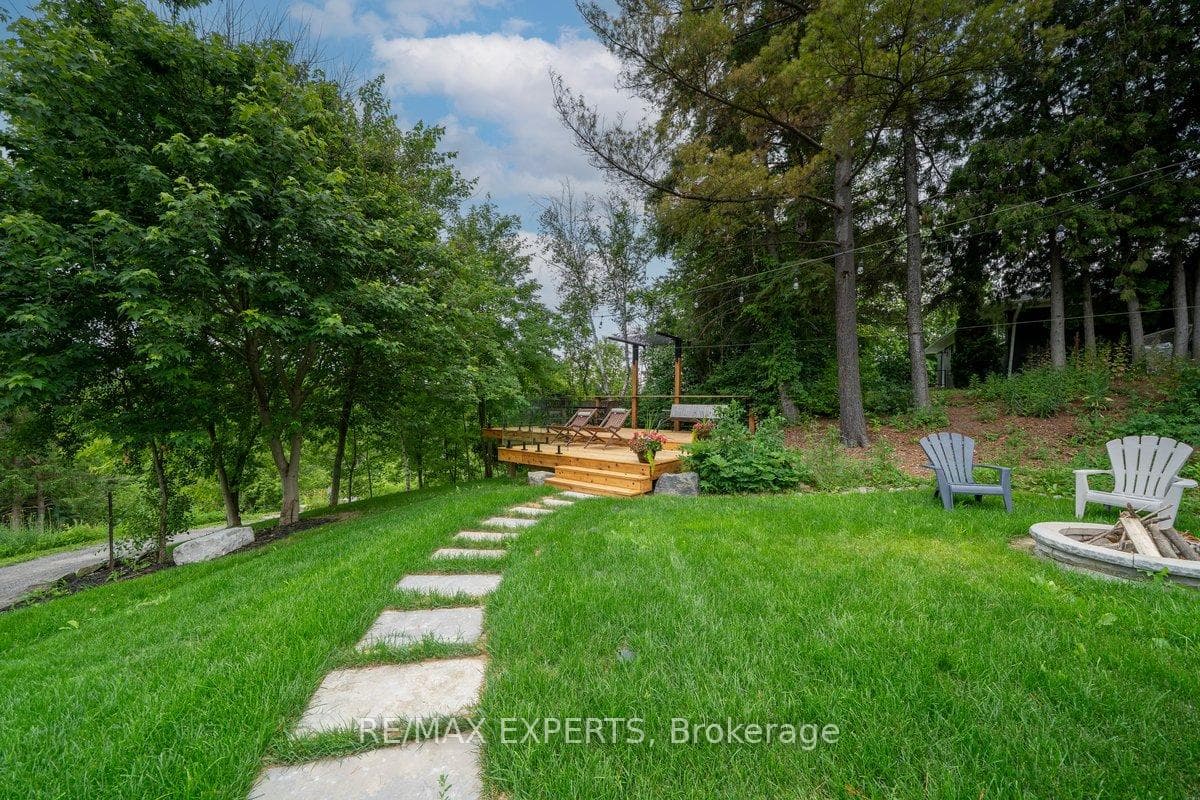 525 King Street photo 41