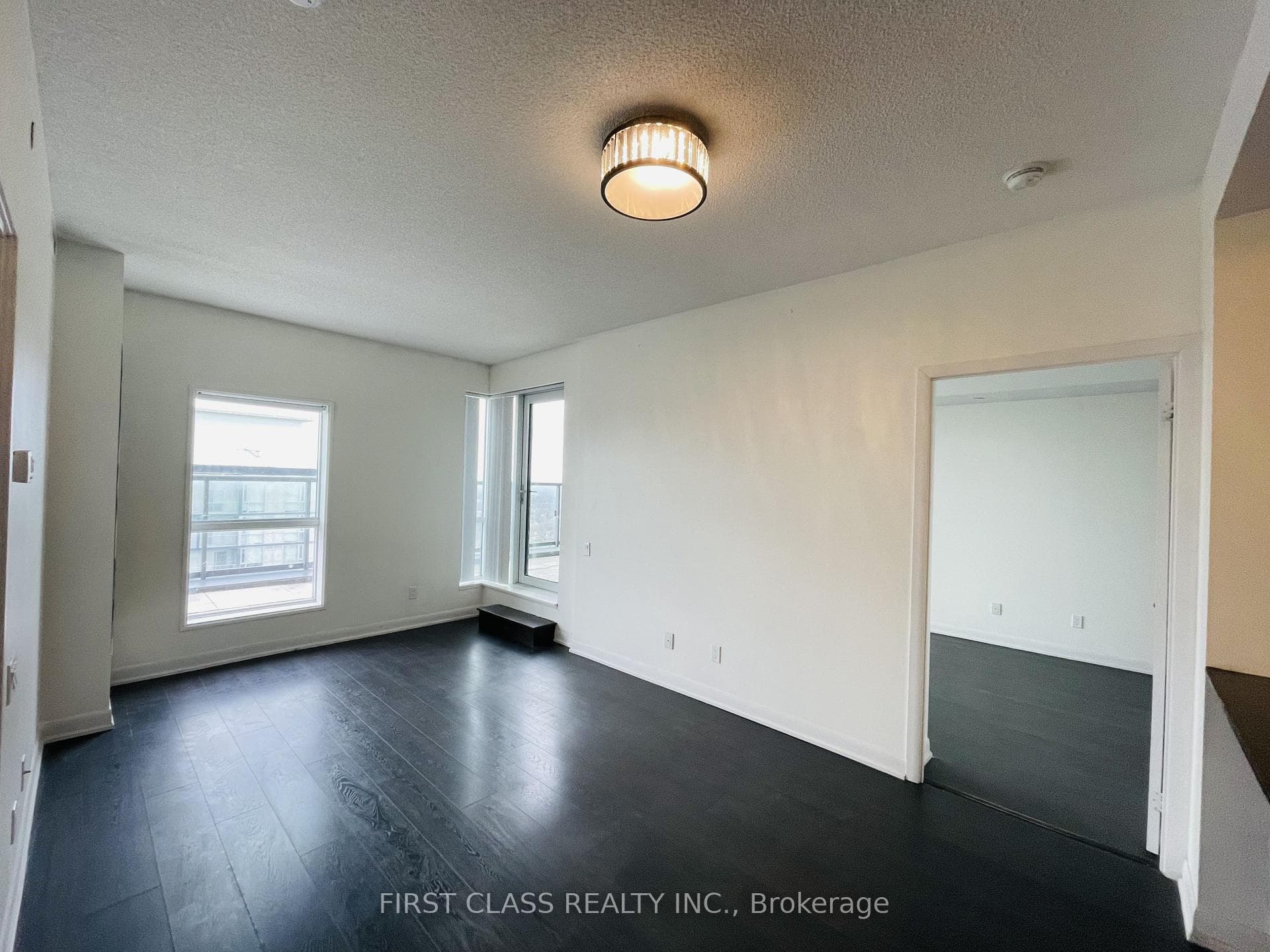 5168 Yonge Street Unit PH305 photo 6
