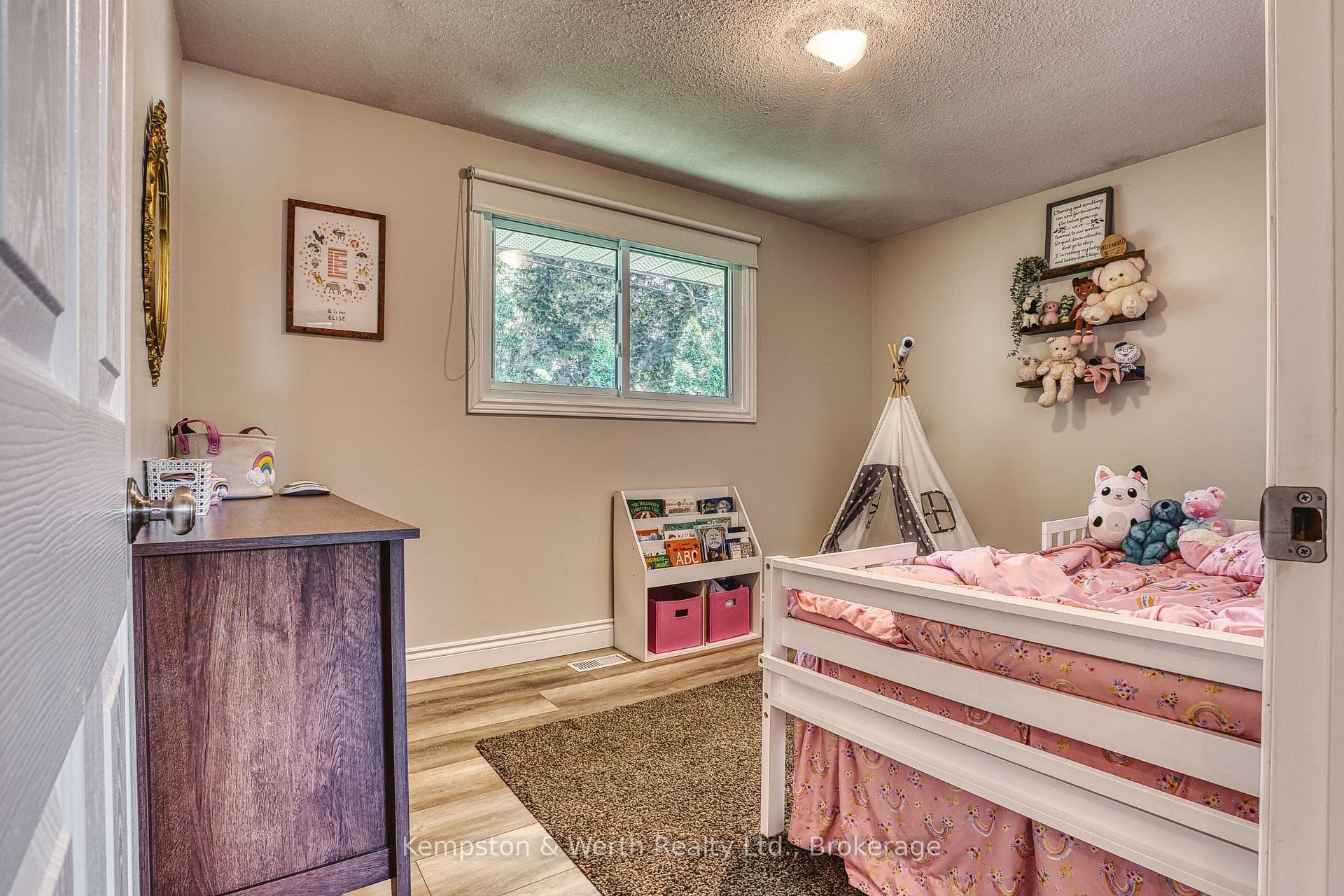 428 Boyne Avenue photo 23
