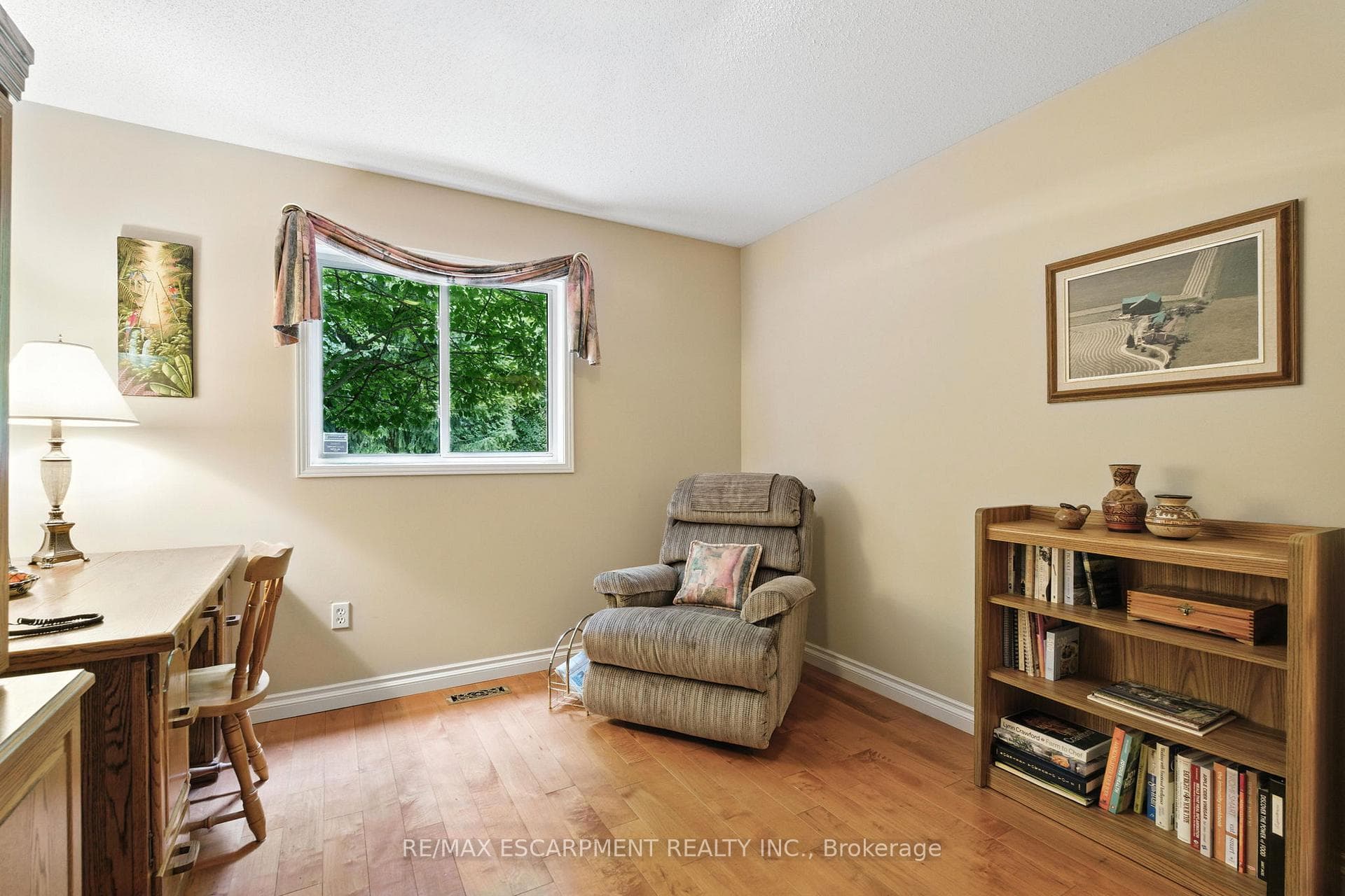 18 Naples Boulevard photo 16